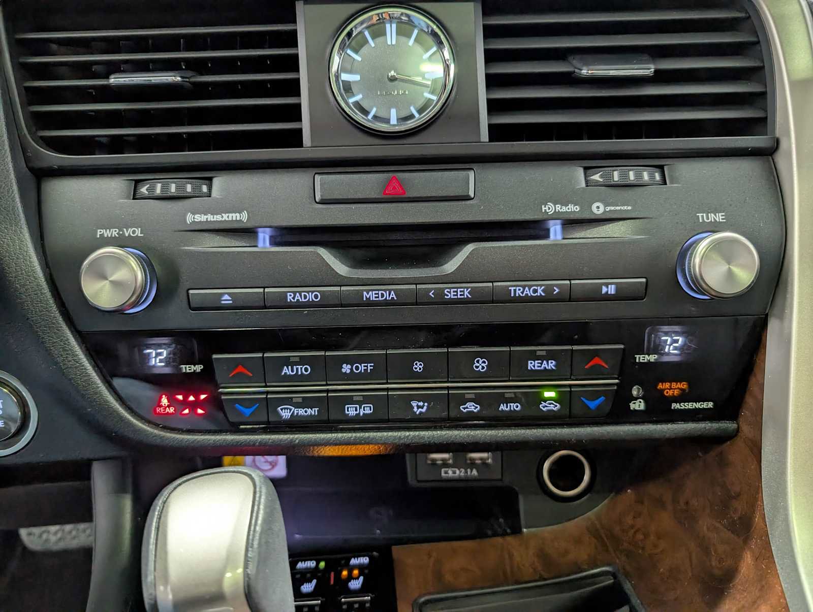 Used 2022 Lexus RX 350L Premium w/ Premium Package image 37