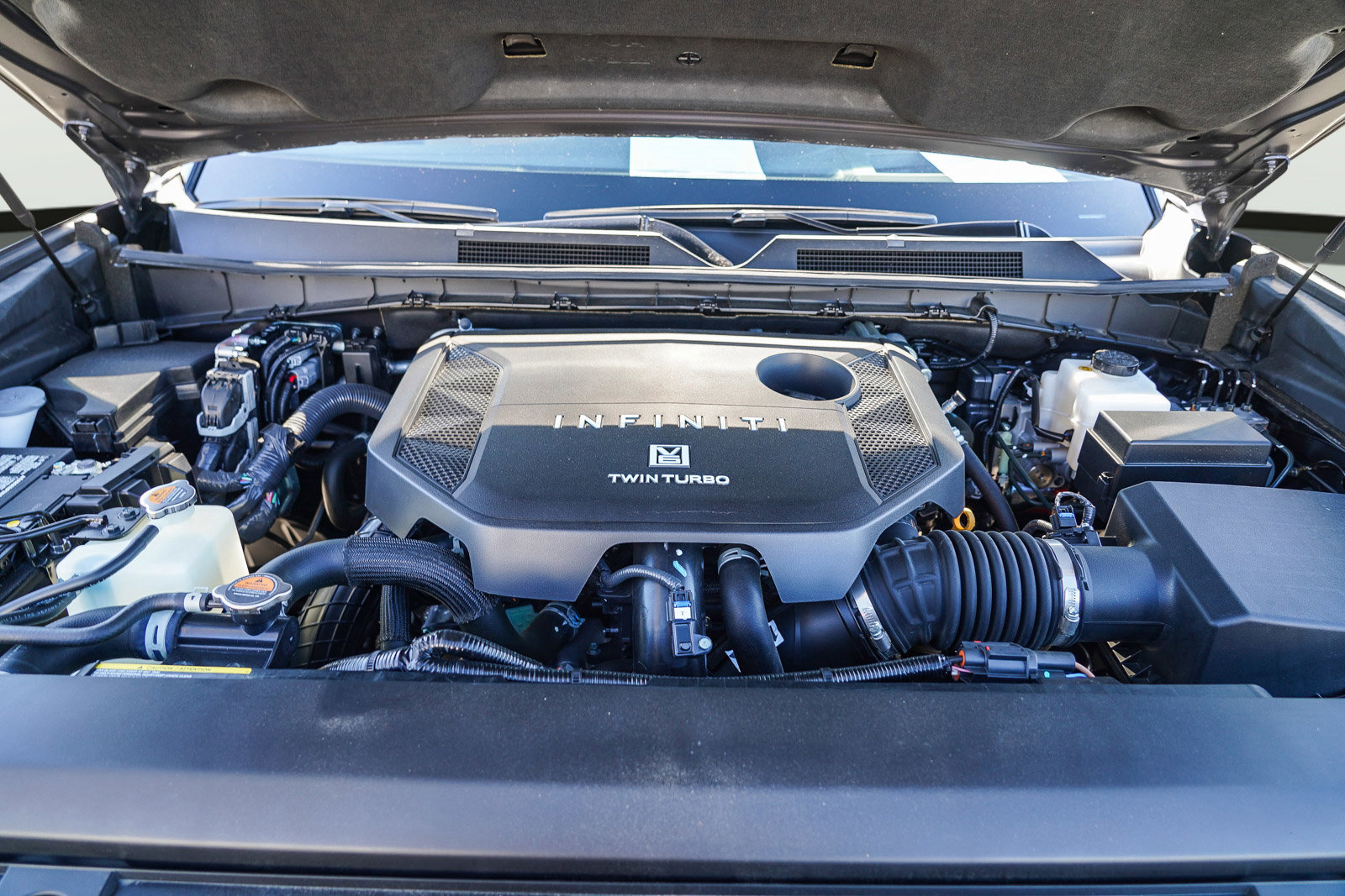 Used 2025 INFINITI QX80 Luxe image 49