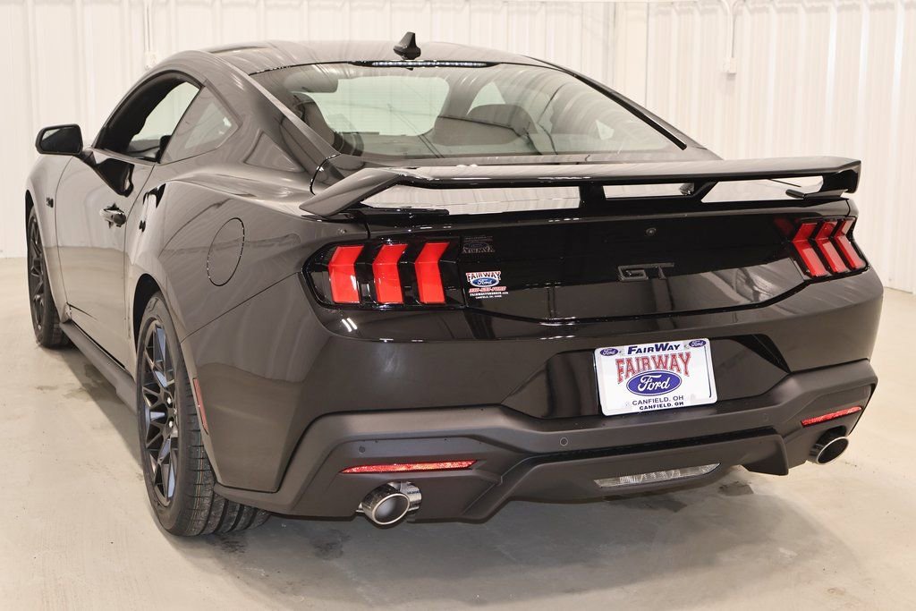 New 2026 Ford Mustang GT Premium w/ GT Performance Package image 6