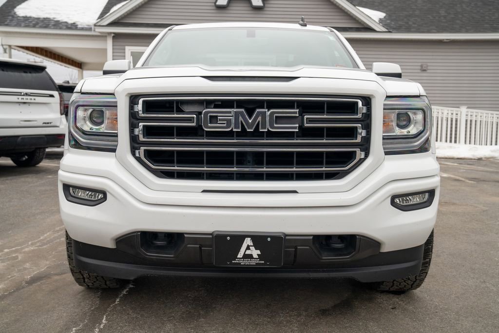 Used 2017 GMC Sierra 1500 SLE w/ SLE Value Package image 10