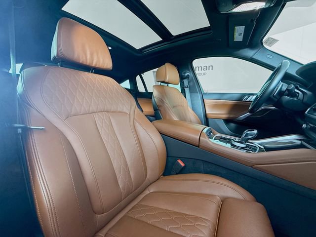 Used 2022 BMW X6 xDrive40i w/ Executive Package image 29