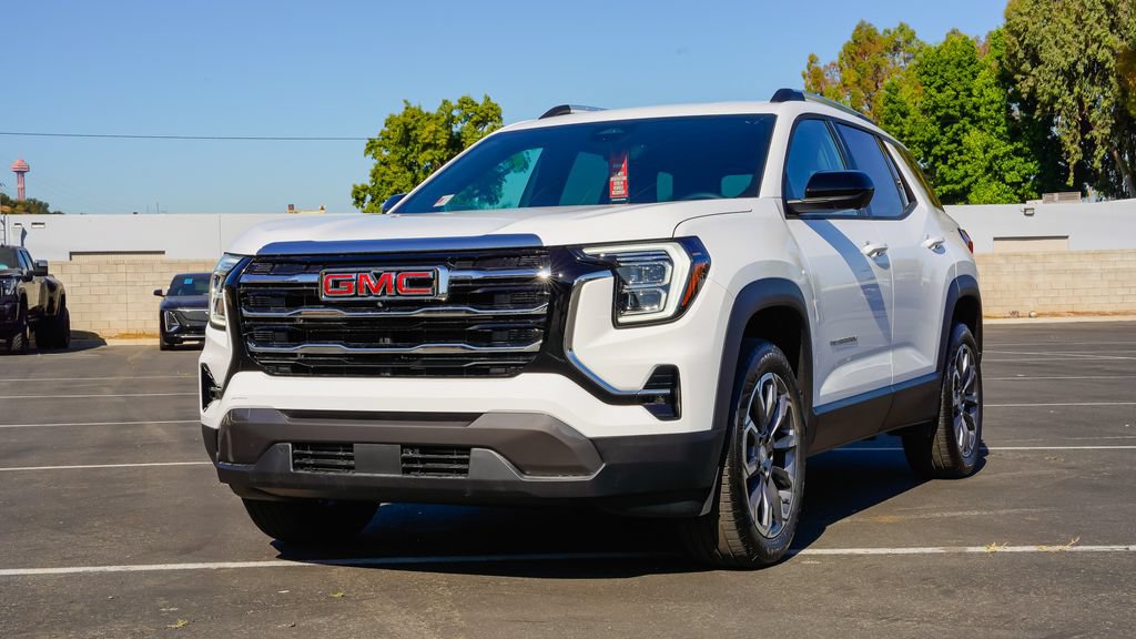 New 2026 GMC Terrain Elevation w/ Elevation Premium Package AWD/4WD image 2