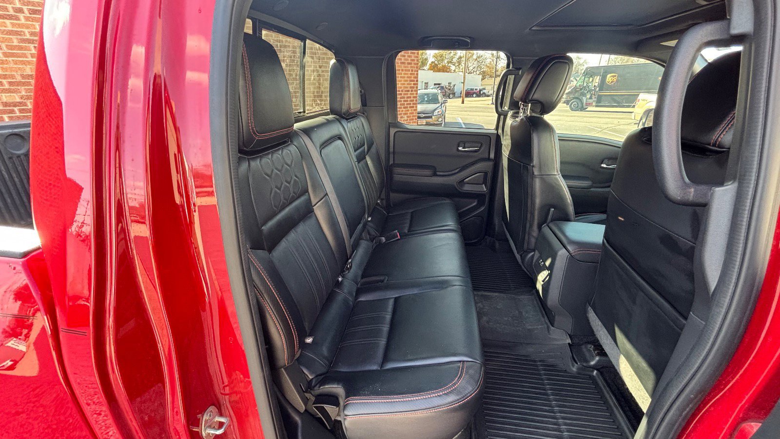 Used 2023 Nissan Frontier PRO-4X w/ Pro-4X Premium Package image 25