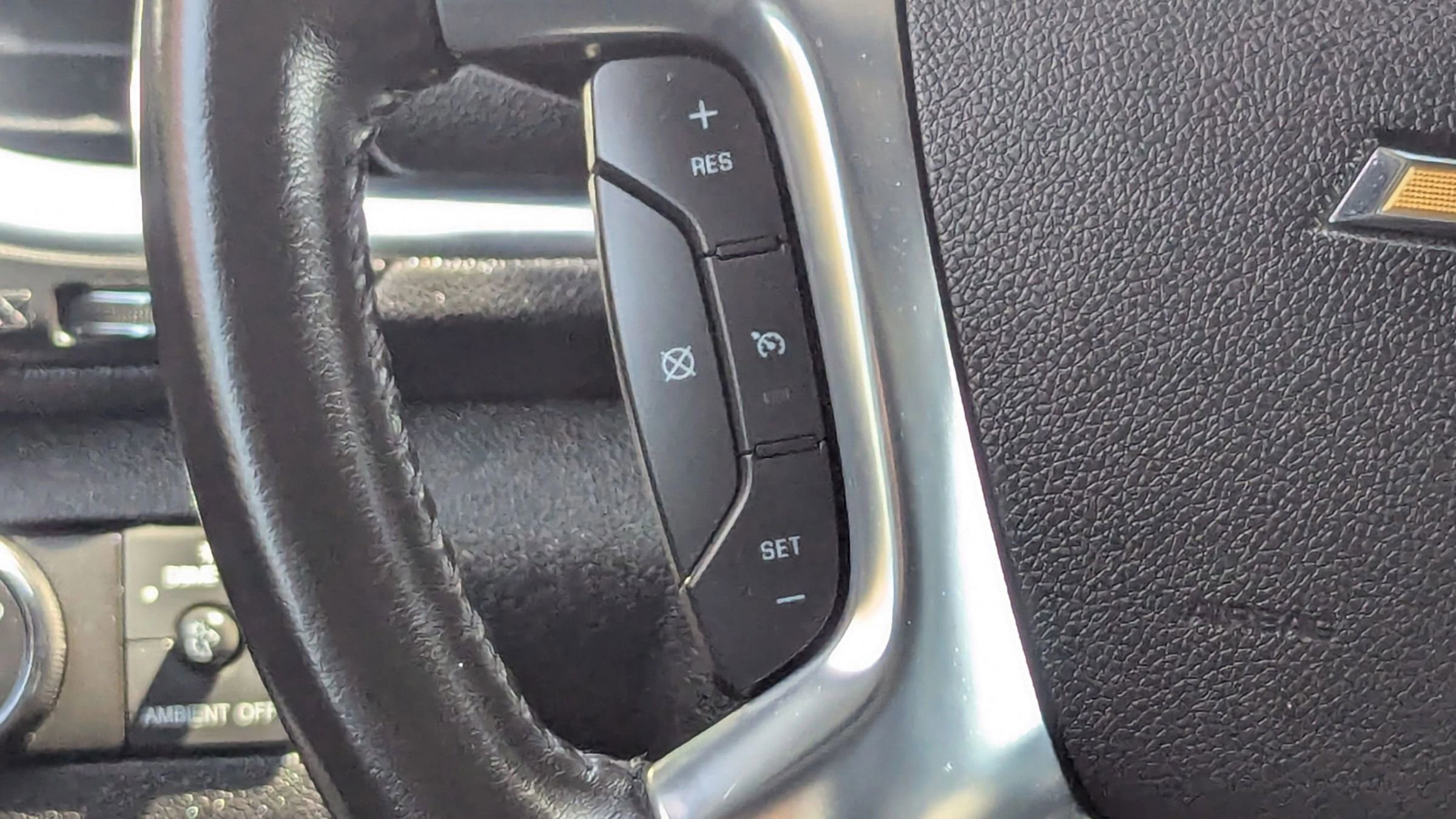 Used 2016 Chevrolet Traverse LT w/ Style and Technology Package FWD image 23
