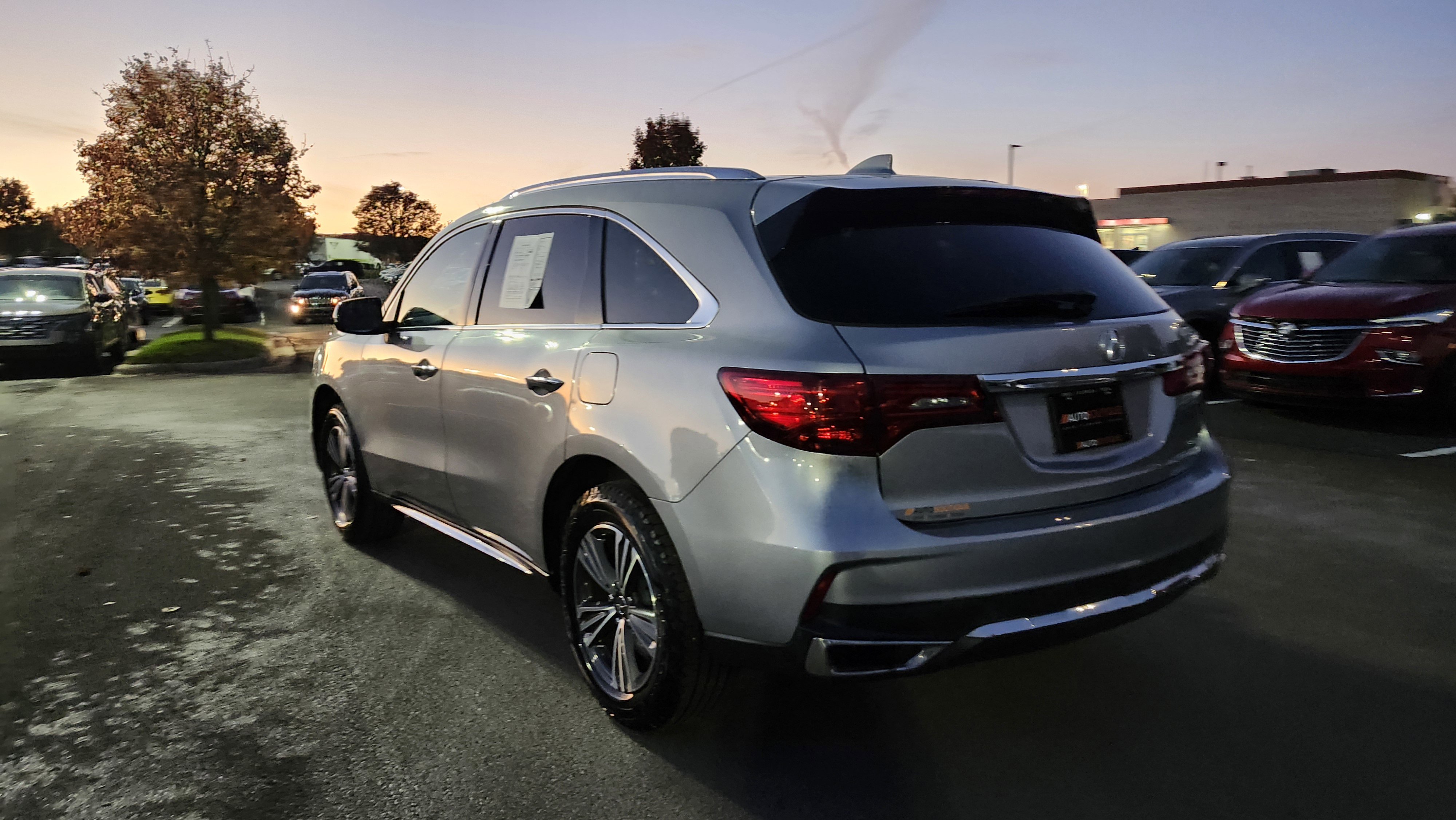 Used 2017 Acura MDX SH-AWD image 15