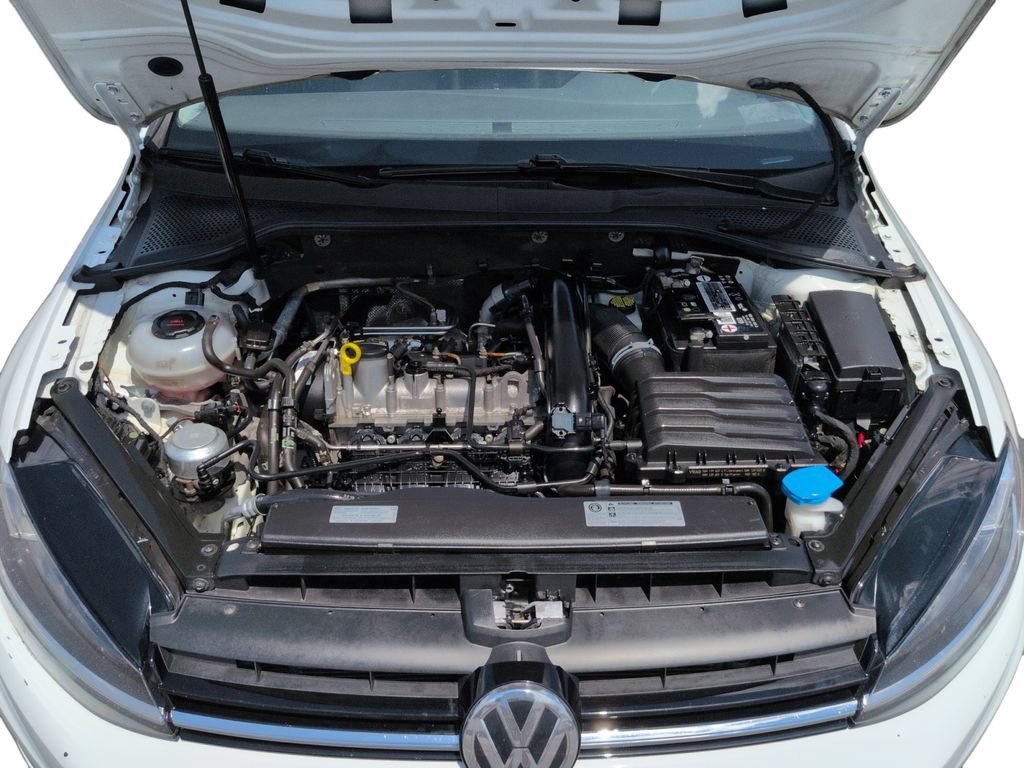 Used 2020 Volkswagen Golf 4-Door FWD image 31