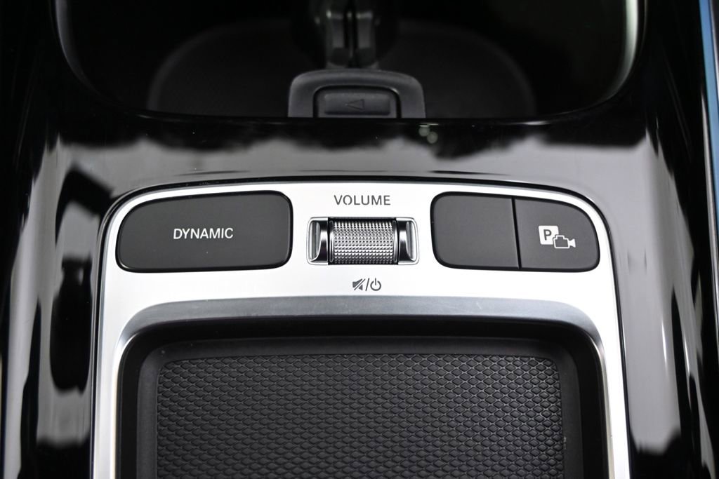 Used 2025 Mercedes-Benz GLA 250 4MATIC image 34