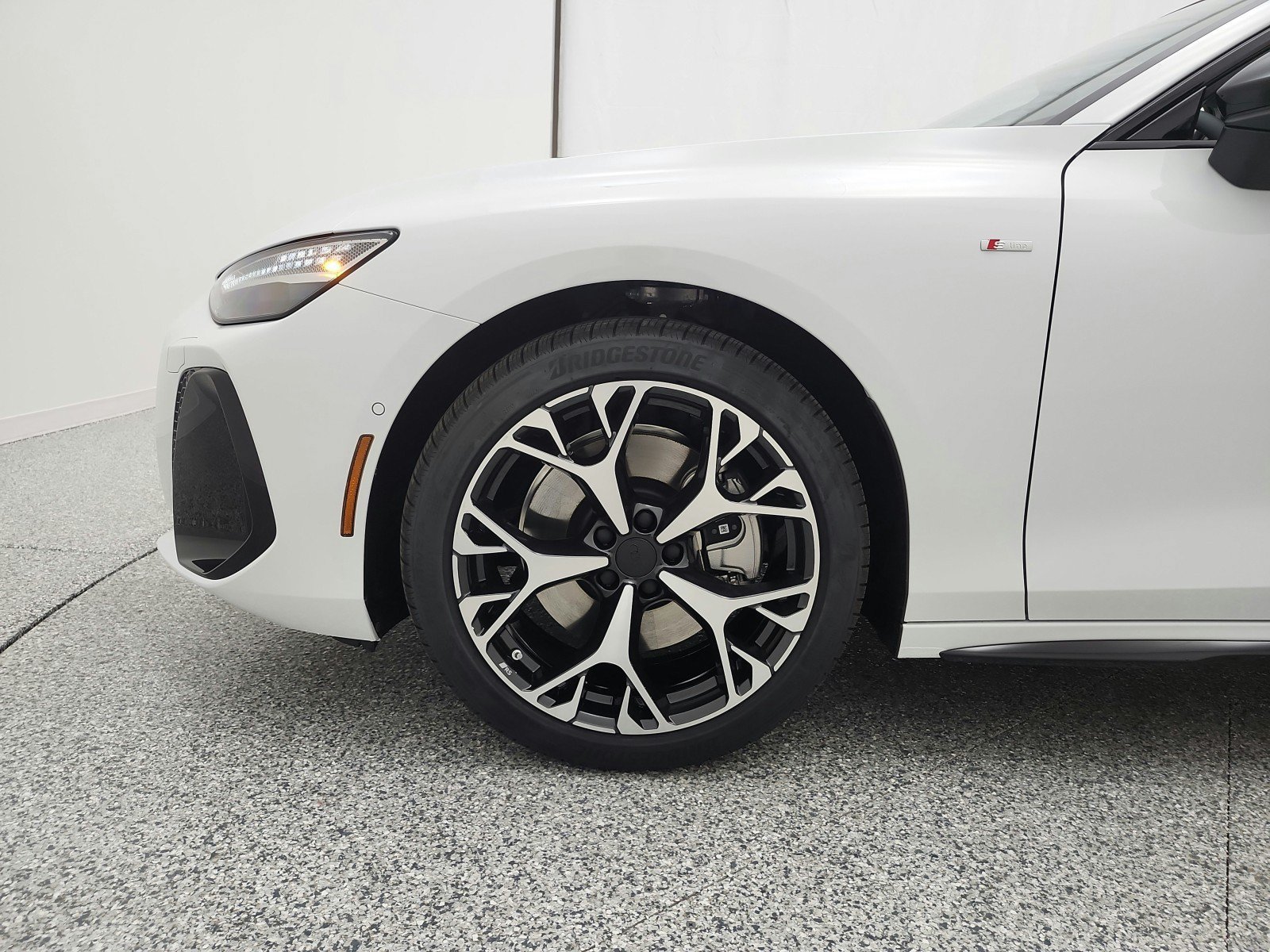 New 2026 Audi A6 Premium Plus AWD/4WD image 16