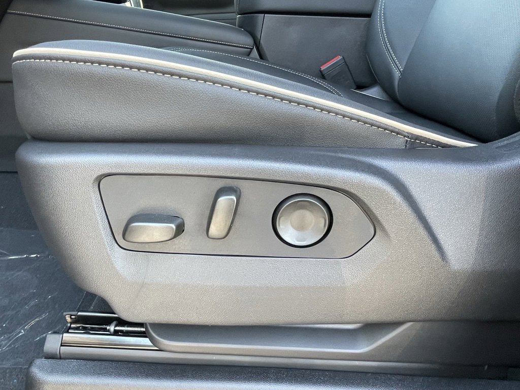 New 2026 Chevrolet Suburban Premier w/ Sun And Tow Package image 12