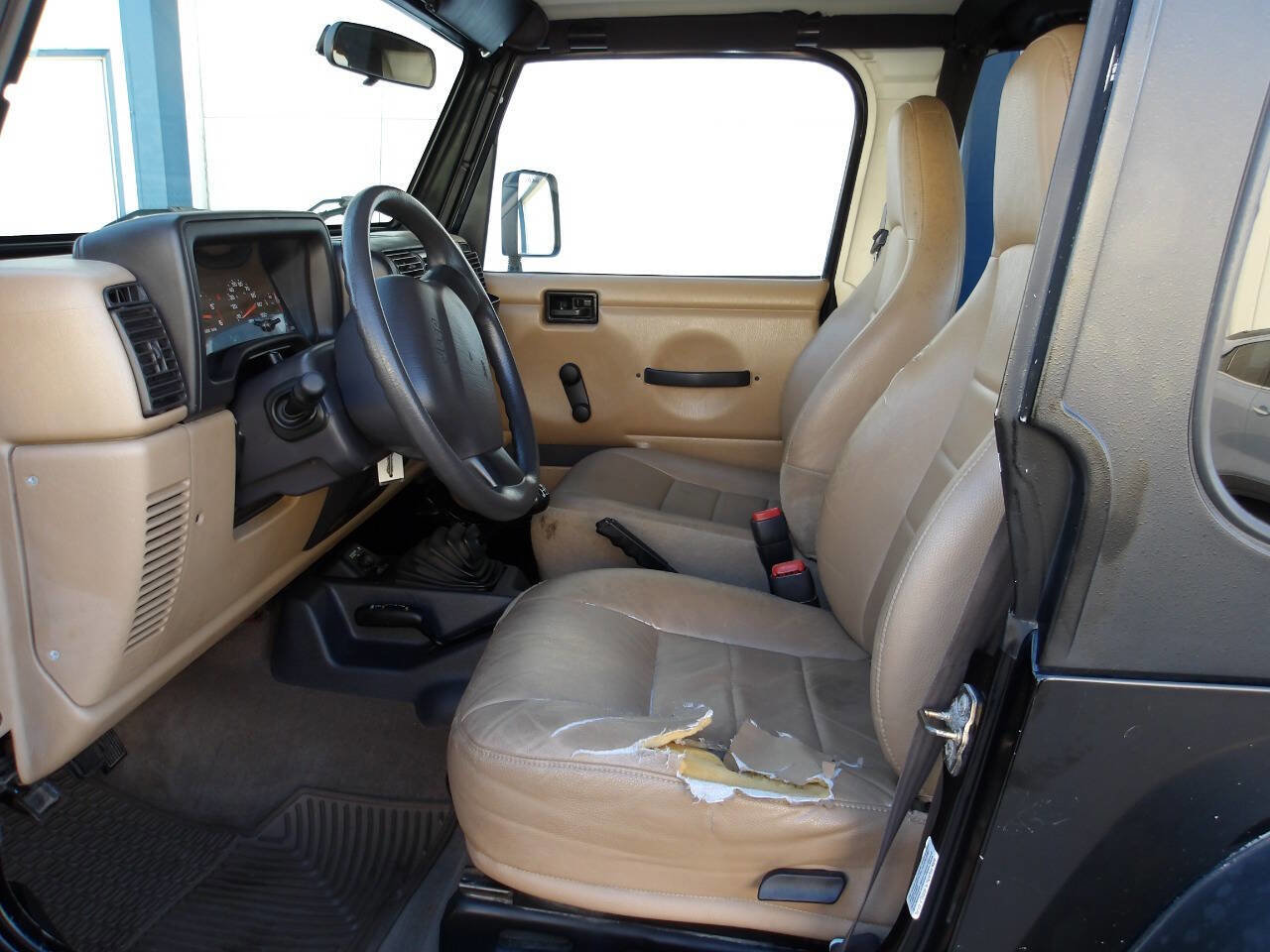 Used 2002 Jeep Wrangler SE AWD/4WD image 5