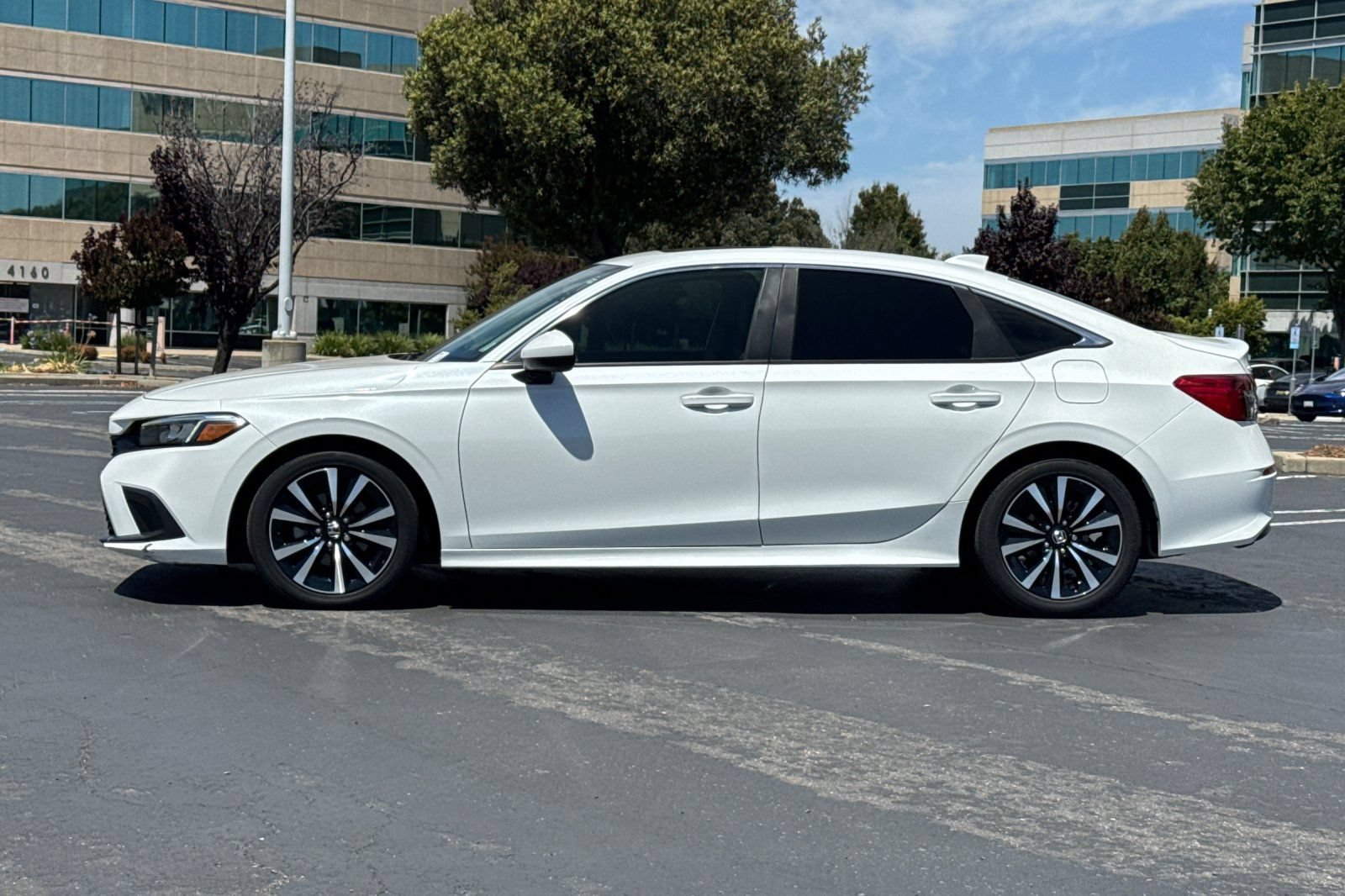Used 2023 Honda Civic EX image 7