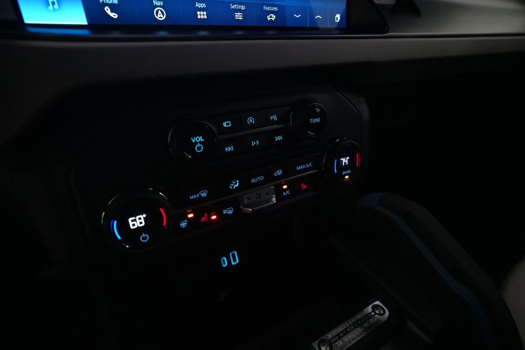Used 2023 Ford Bronco Wildtrak AWD/4WD image 20