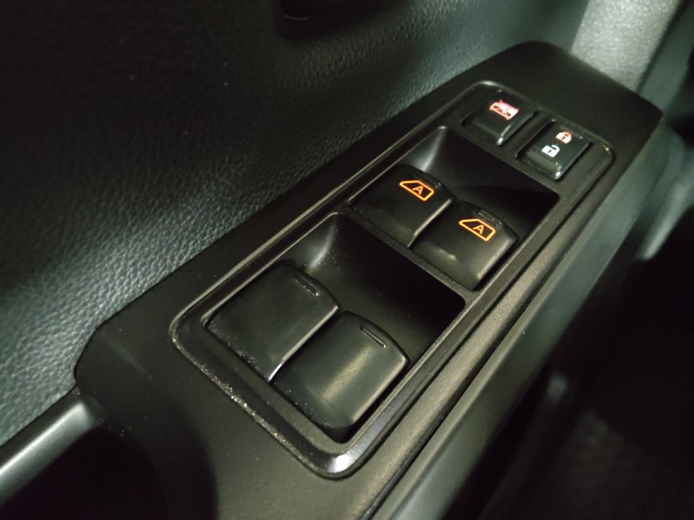 Used 2020 Nissan Titan S w/ S Utility Package image 27