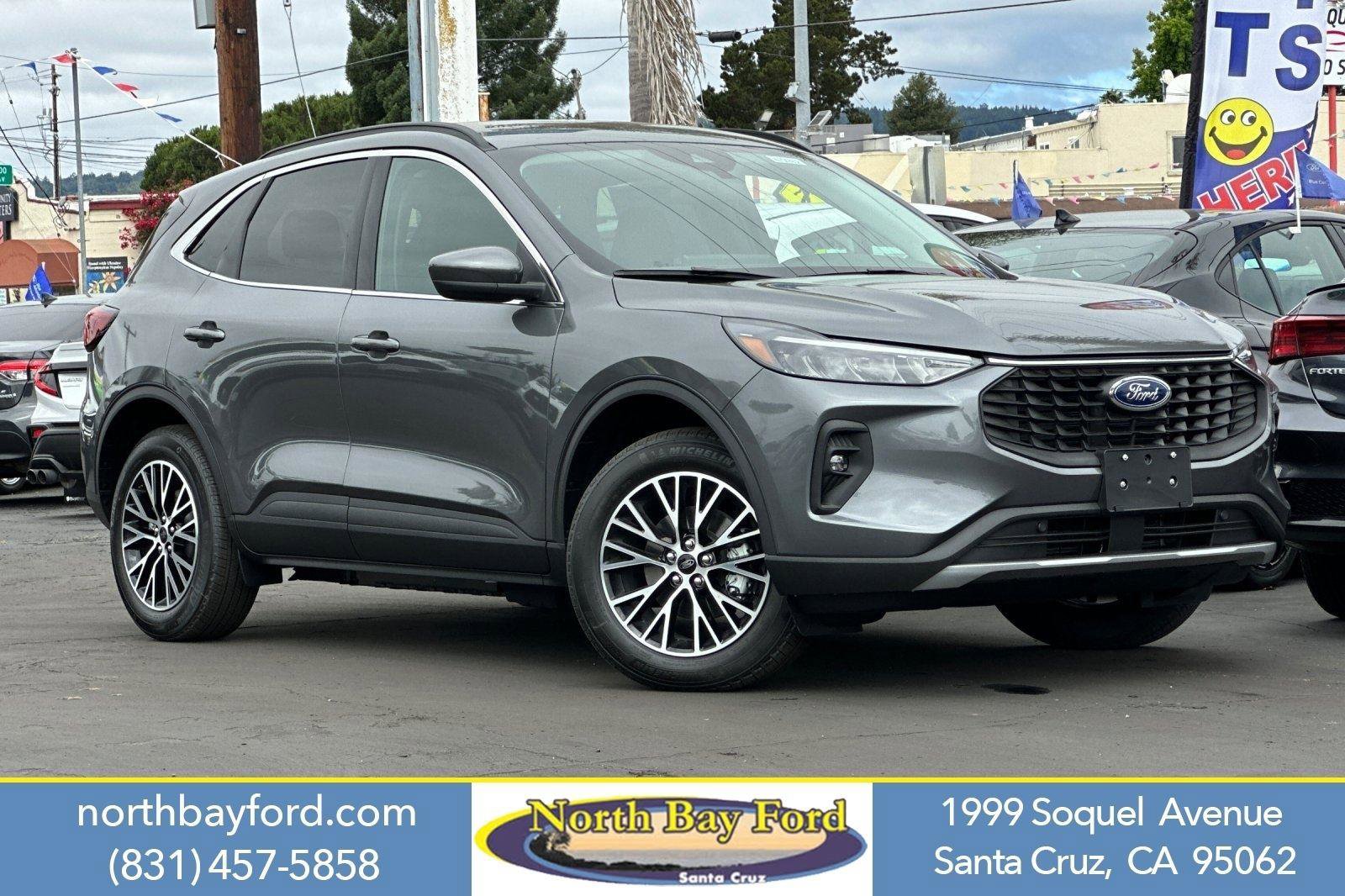 New 2025 Ford Escape FWD
