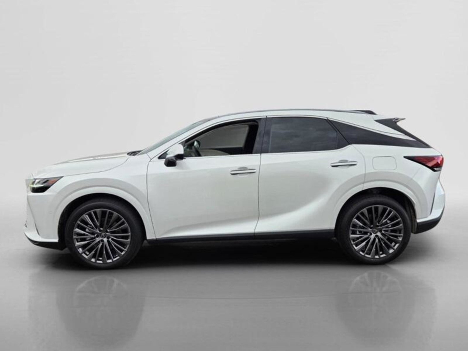 Used 2026 Lexus RX 450h AWD w/ Convenience Package image 2