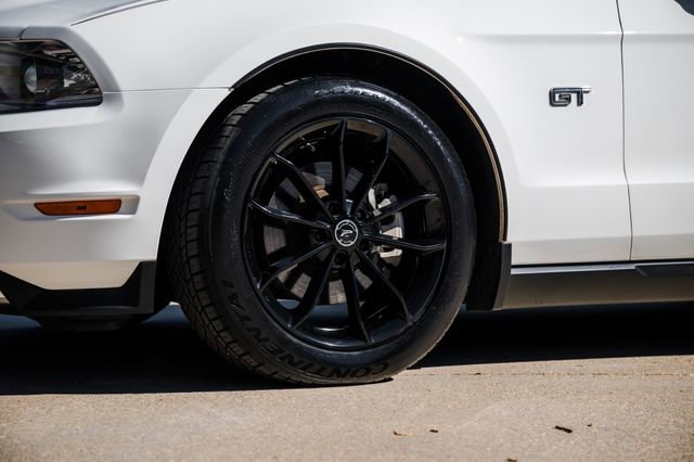 Used 2010 Ford Mustang GT Premium image 42