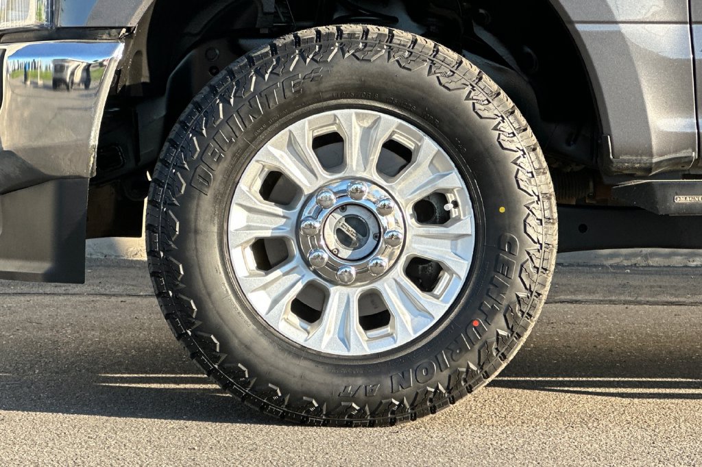 Used 2022 Ford F350 XLT w/ XLT Value Package AWD/4WD image 10