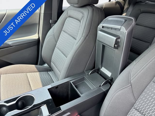 New 2026 Chevrolet Equinox LT w/ Safety and Technology Package FWD image 21