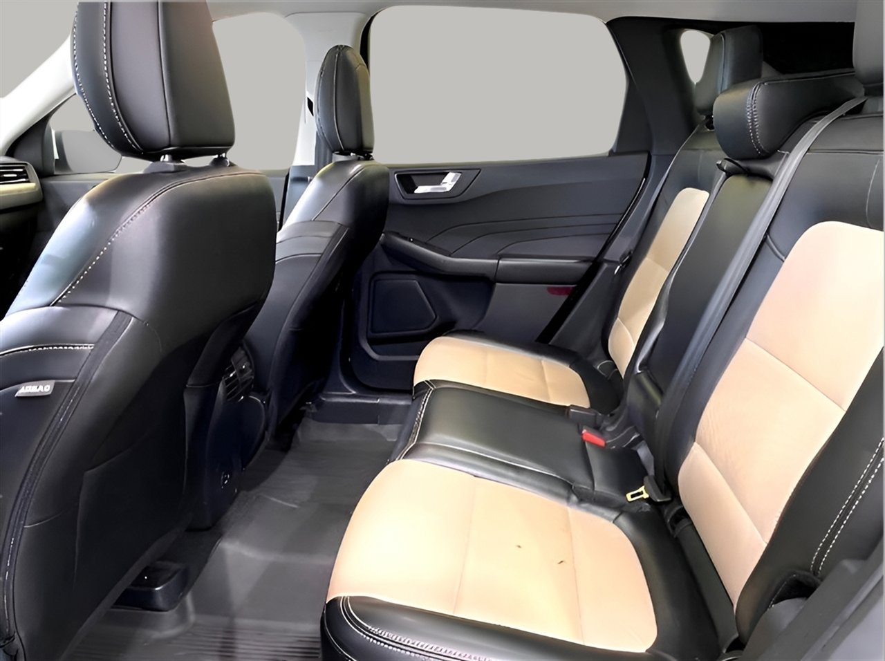Used 2021 Ford Escape Titanium w/ Titanium Elite Package image 22