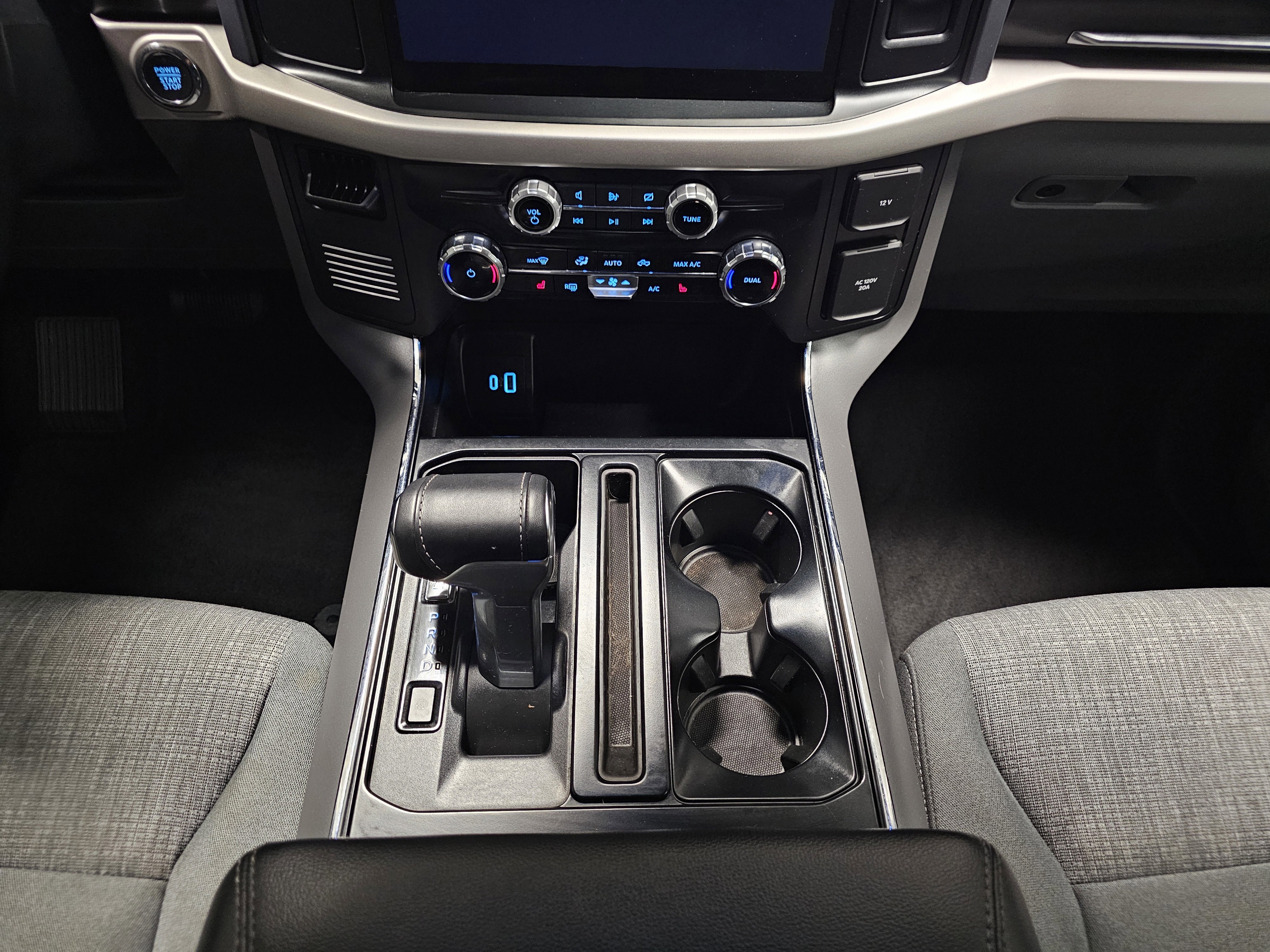 Used 2023 Ford F150 Lightning XLT image 21