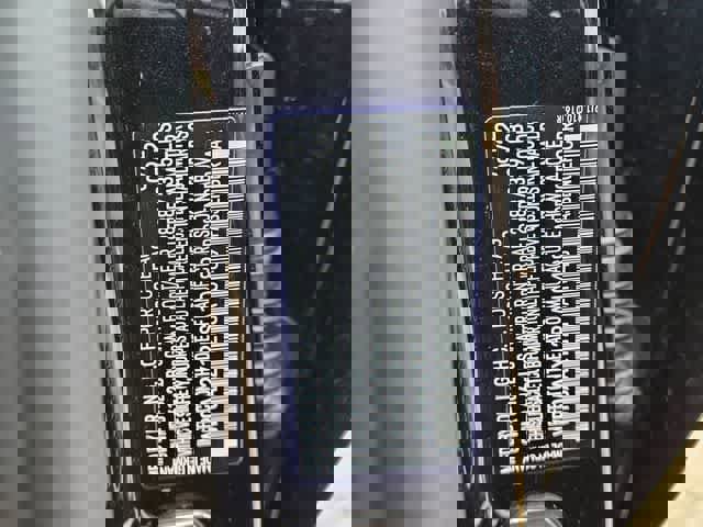 Used 2023 Porsche Taycan w/ Premium Package image 38