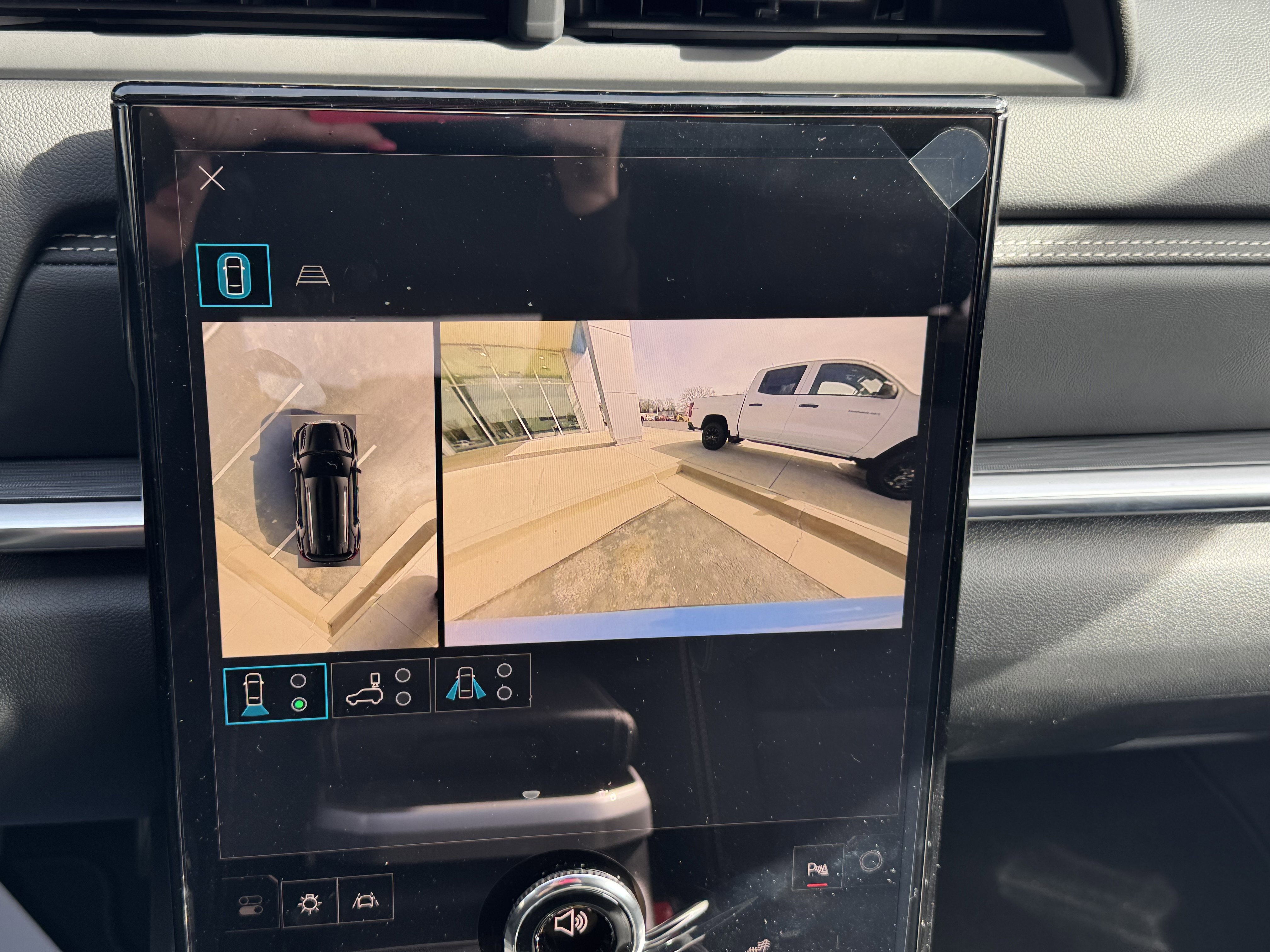 New 2026 GMC Terrain Elevation w/ Technology Package II image 18