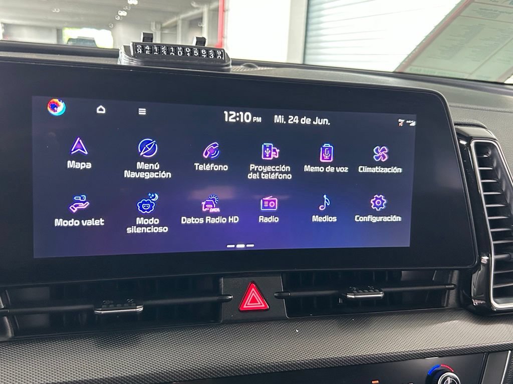 Used 2024 Kia Sportage SX FWD image 31