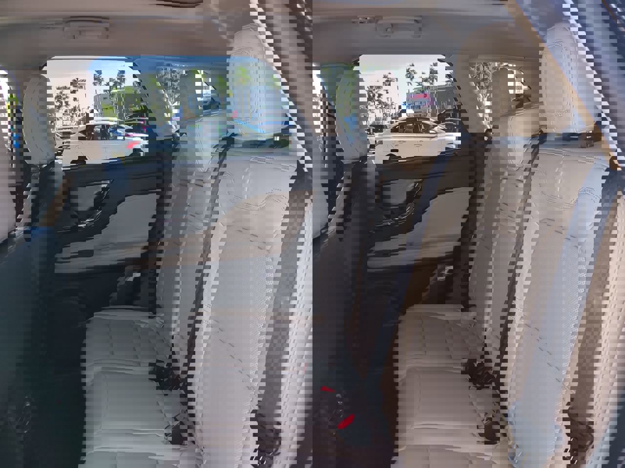 New 2026 Lincoln Corsair Premiere image 14