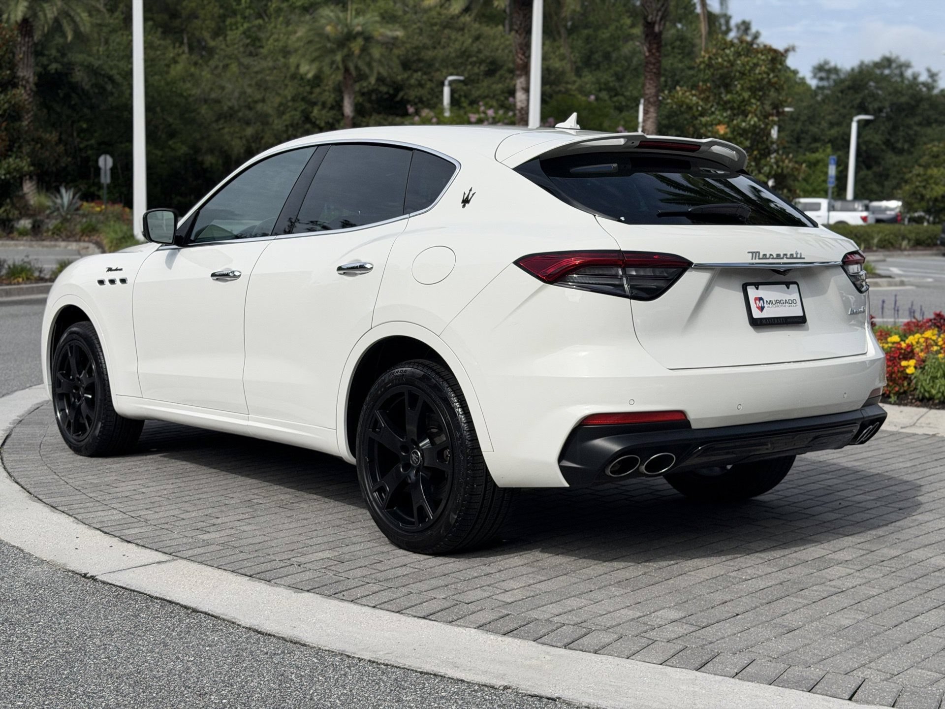 Used 2023 Maserati Levante Modena AWD/4WD image 12