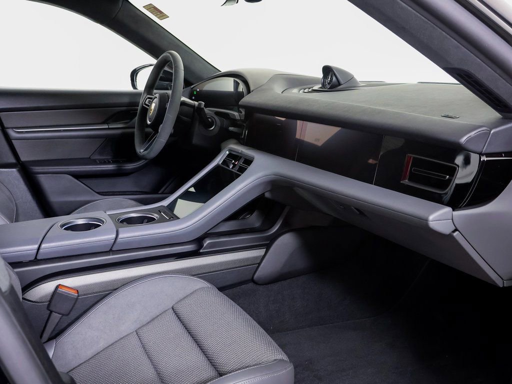 Certified 2024 Porsche Taycan Turbo S image 7
