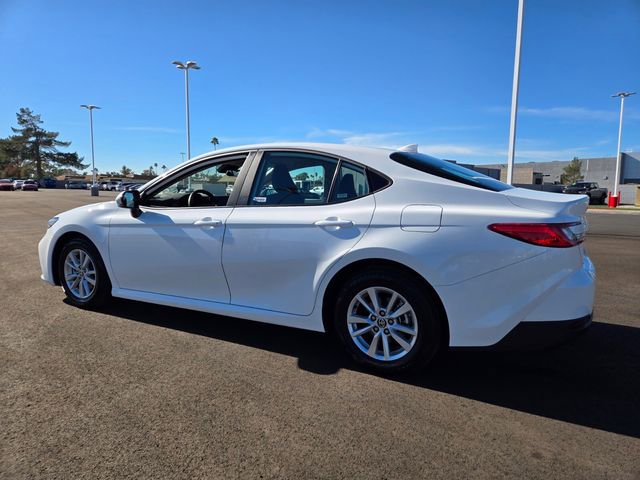Certified 2025 Toyota Camry LE image 5