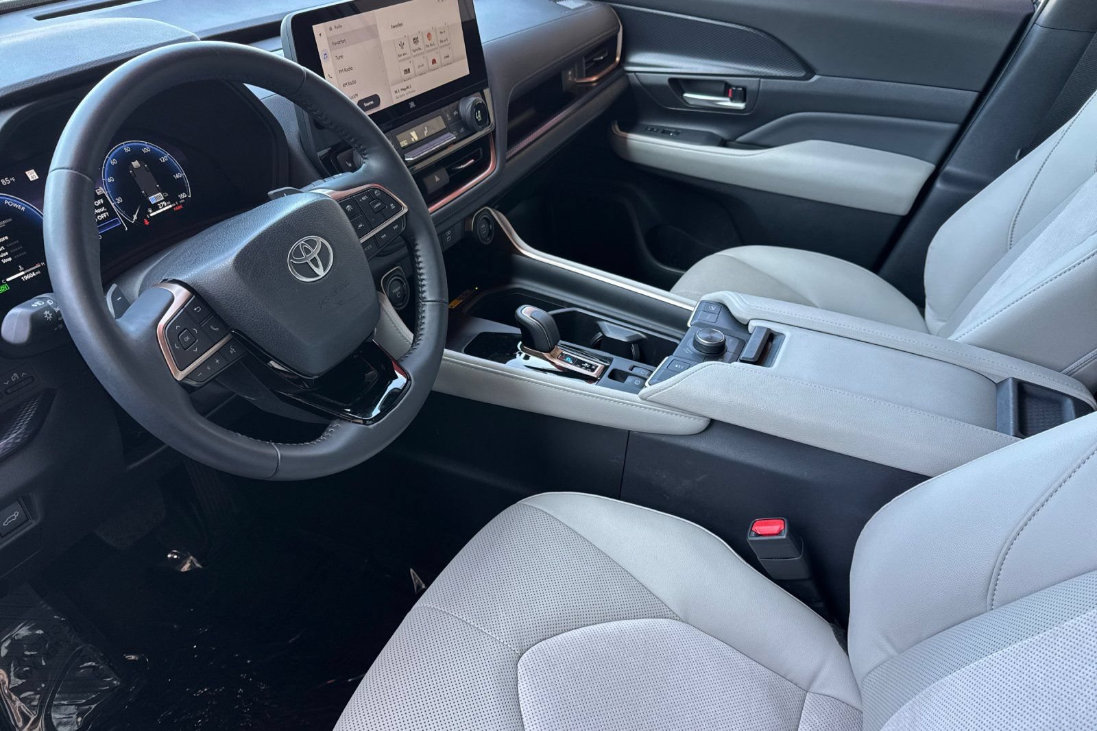 Certified 2025 Toyota Grand Highlander AWD Hybrid image 11