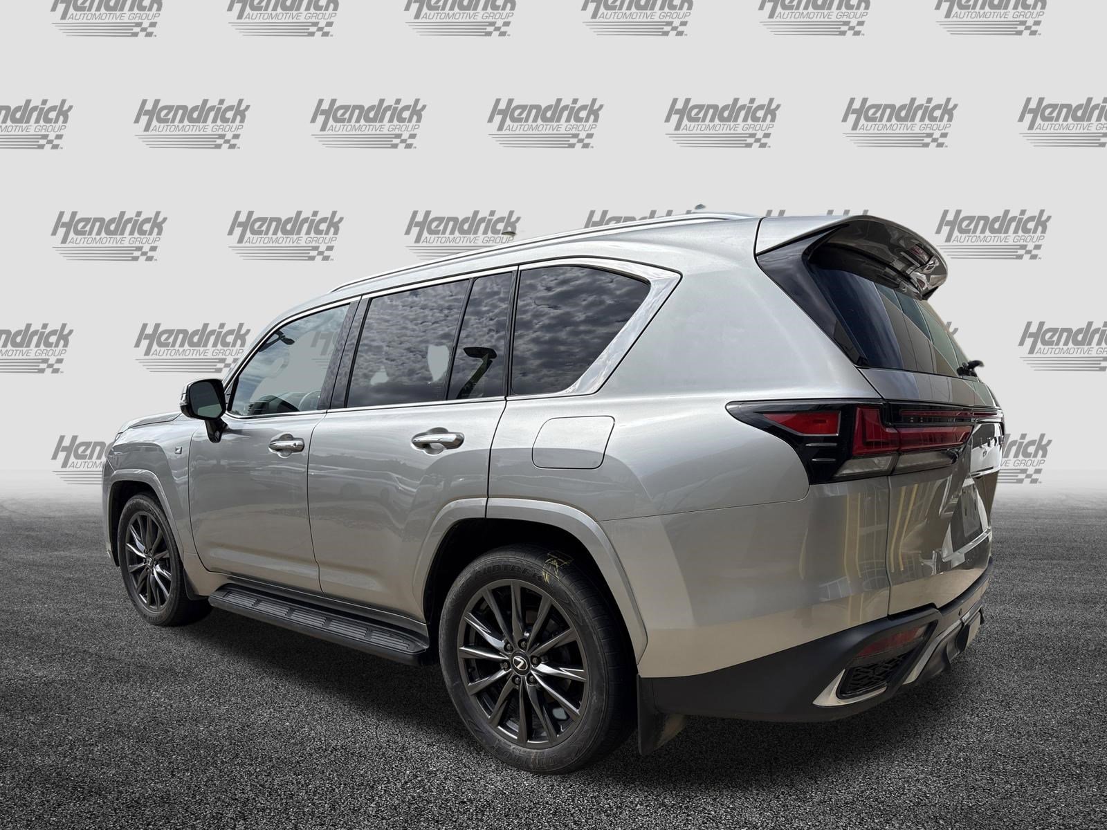 Used 2024 Lexus LX 600 F Sport AWD/4WD image 8