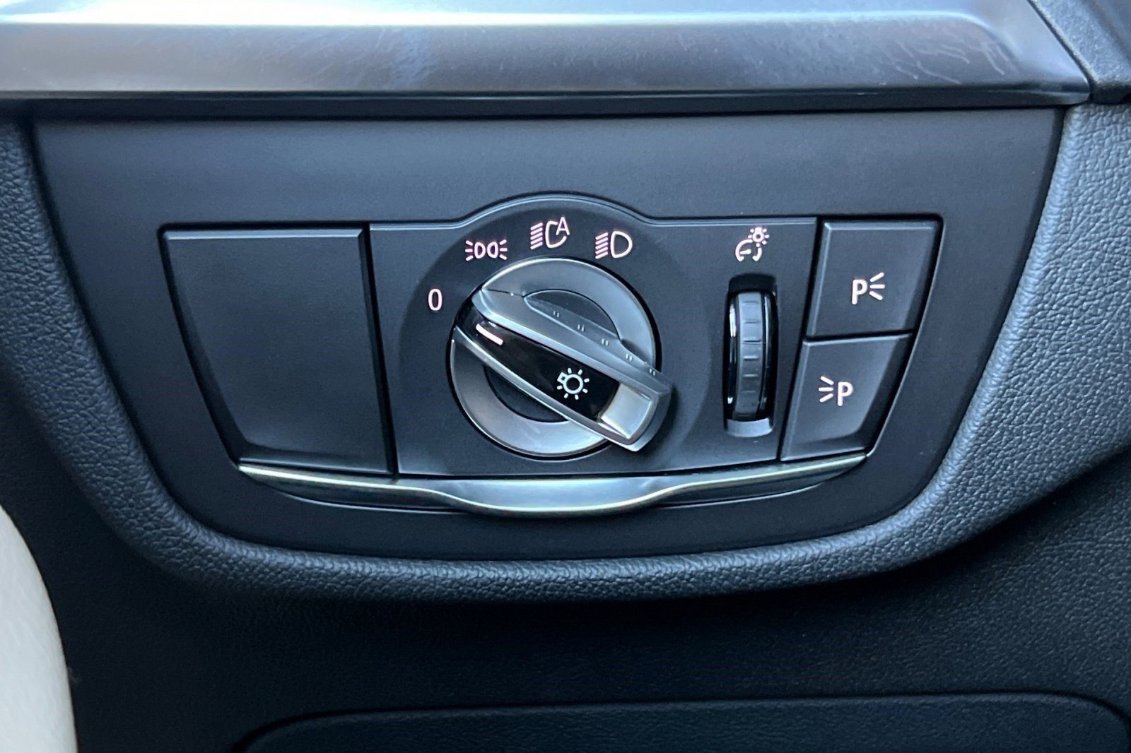 Certified 2024 BMW X3 M40i w/ Premium Package image 37