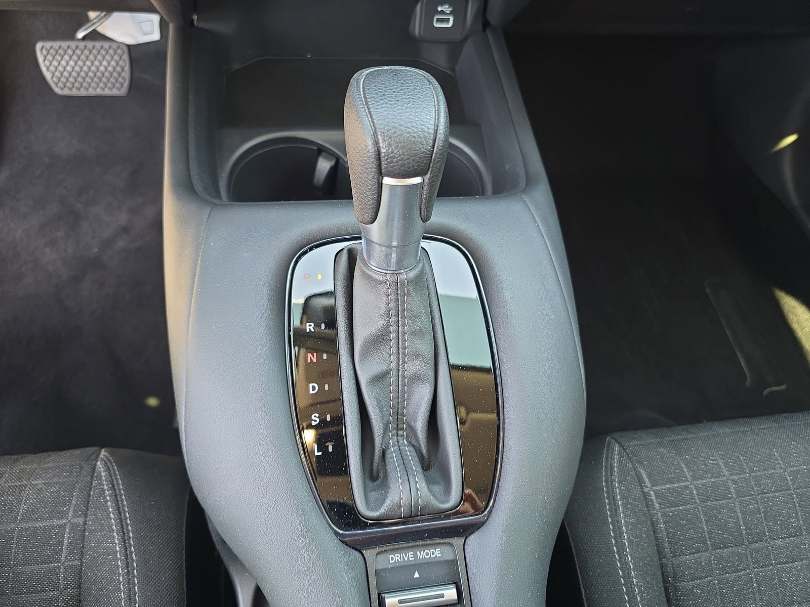 Certified 2023 Honda HR-V LX image 19