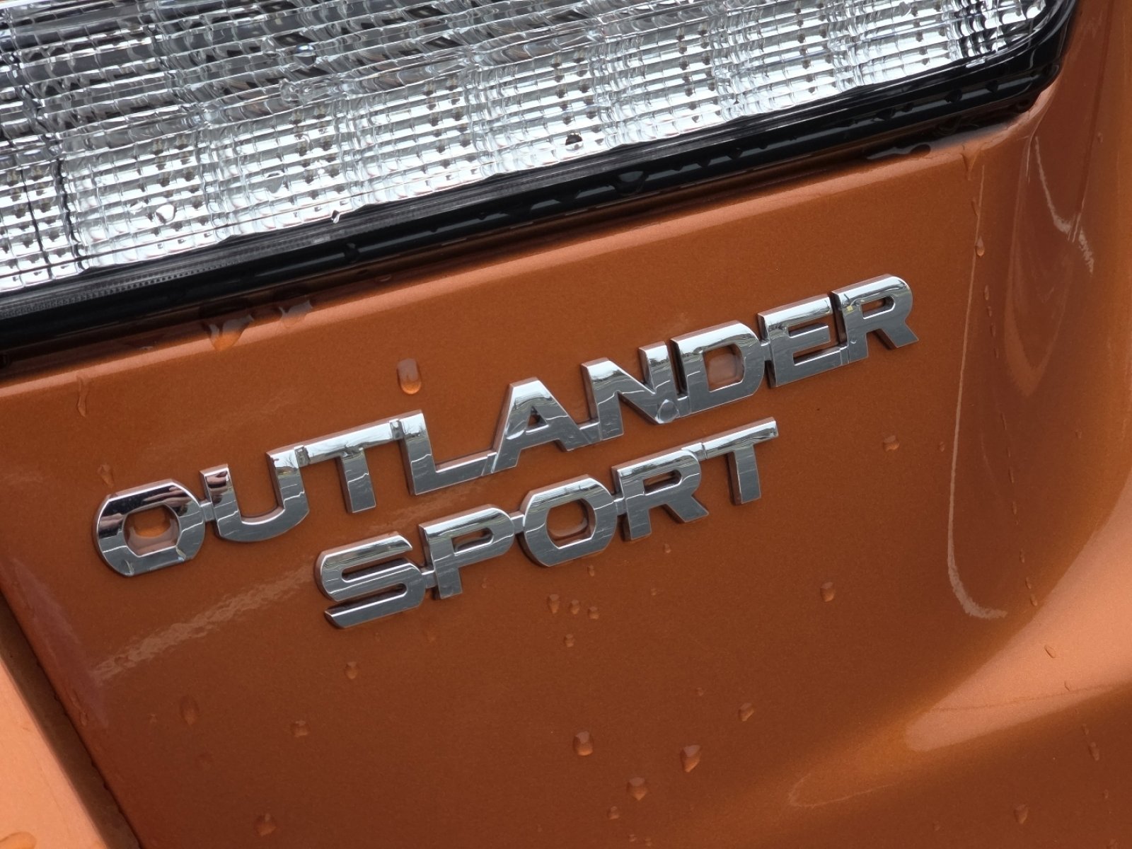 Used 2024 Mitsubishi Outlander Sport LE image 10