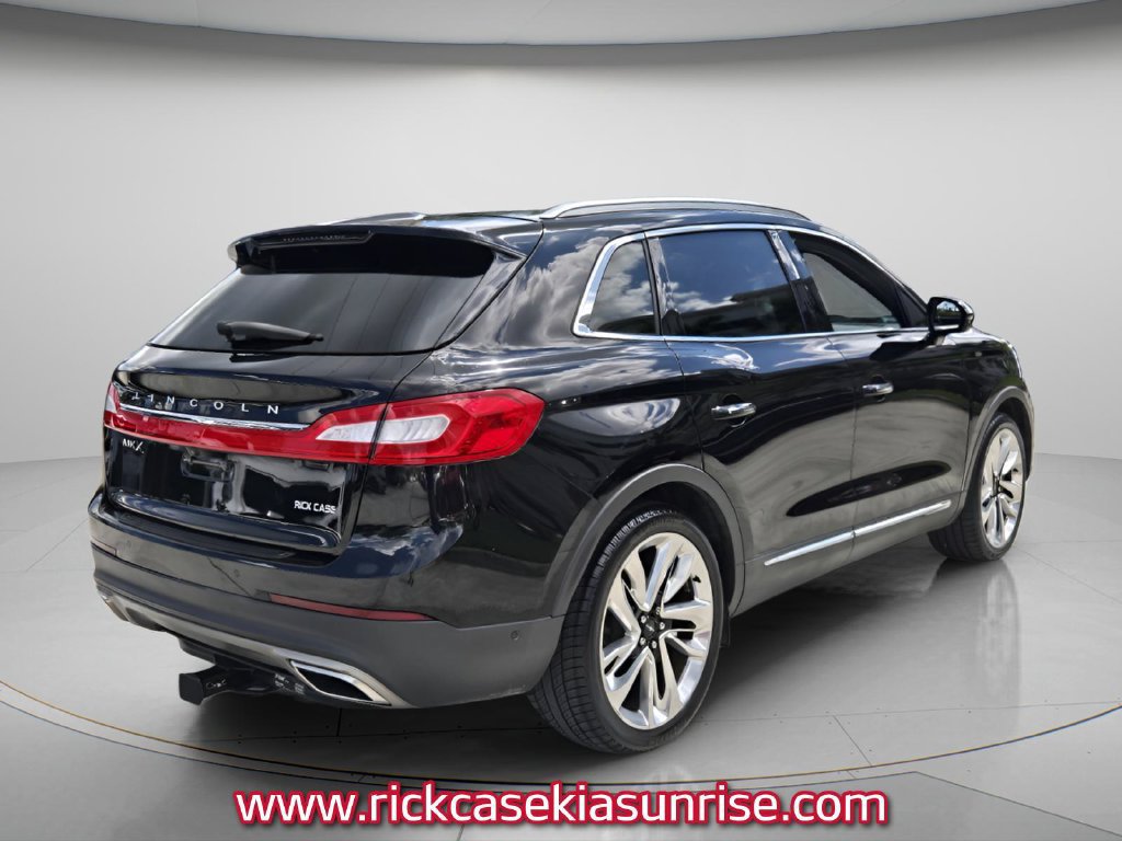 Used 2018 Lincoln MKX Reserve w/ Luxury Package FWD image 7