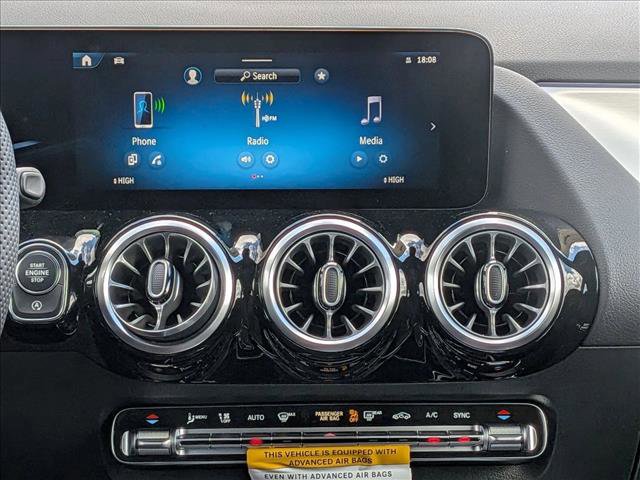 New 2026 Mercedes-Benz GLA 35 AMG 4MATIC image 12