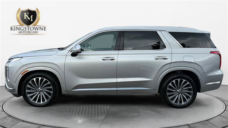Used 2025 Hyundai Palisade Calligraphy AWD/4WD image 2