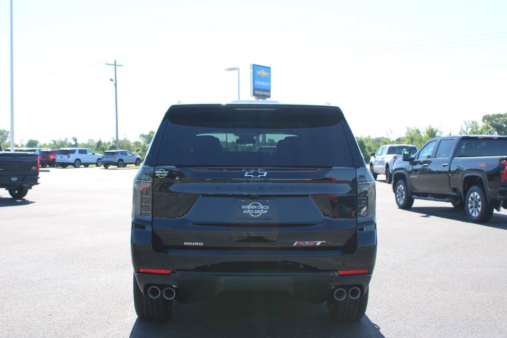 New 2026 Chevrolet Suburban RST AWD/4WD image 8