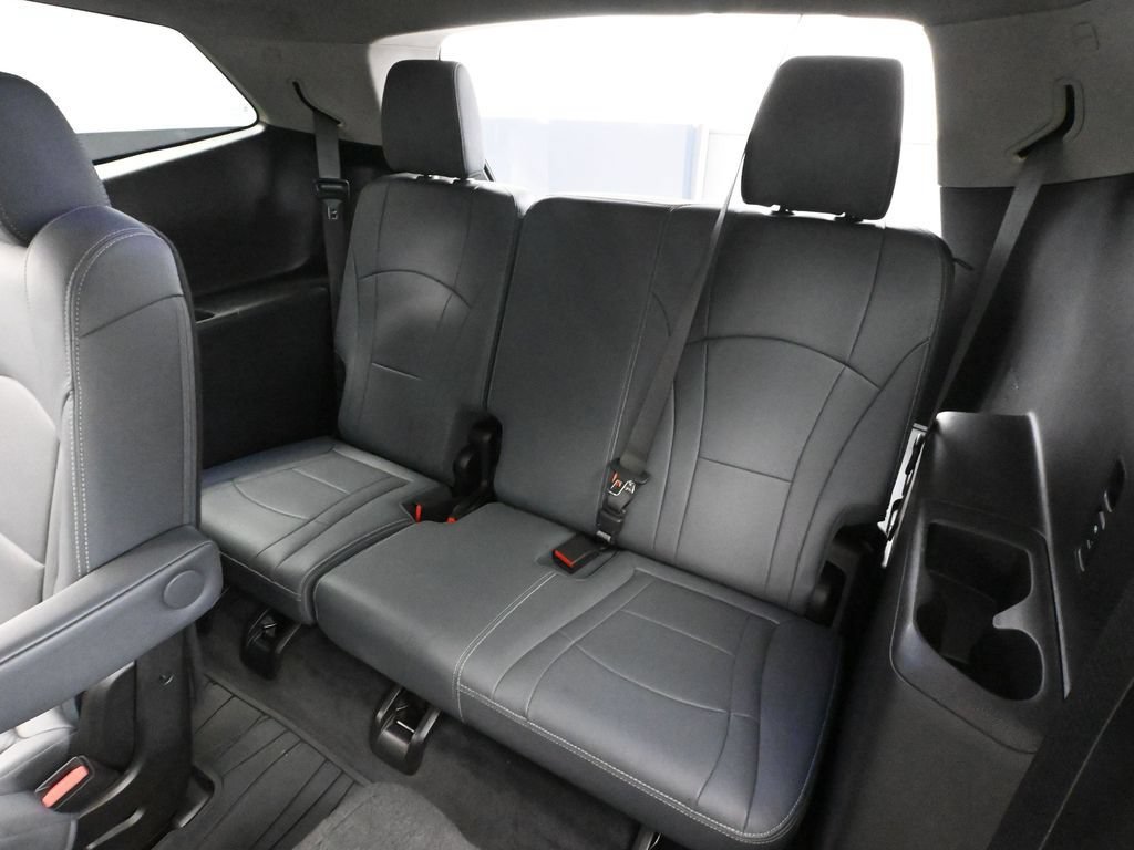 Used 2021 Buick Enclave Premium w/ Surround and Sites Package AWD/4WD image 43