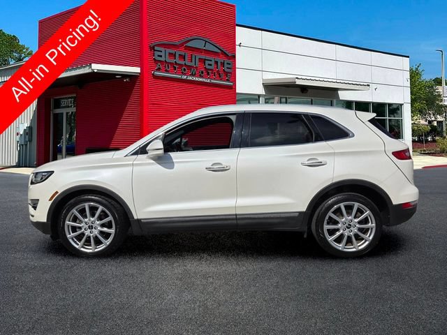 Used 2019 Lincoln MKC Reserve w/ MKC Technology Package FWD image 2