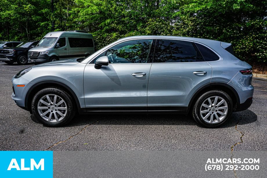Used 2023 Porsche Cayenne AWD/4WD image 6