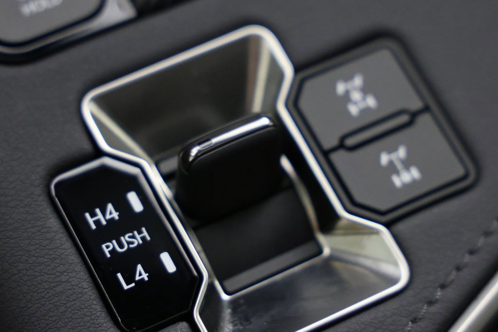 Used 2025 Lexus GX 550 image 28