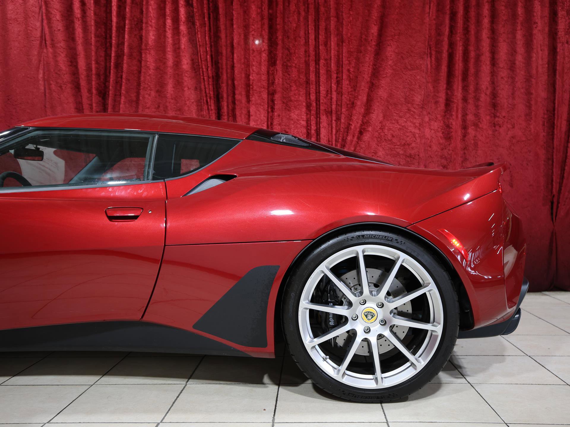 Used 2020 Lotus Evora RWD image 6