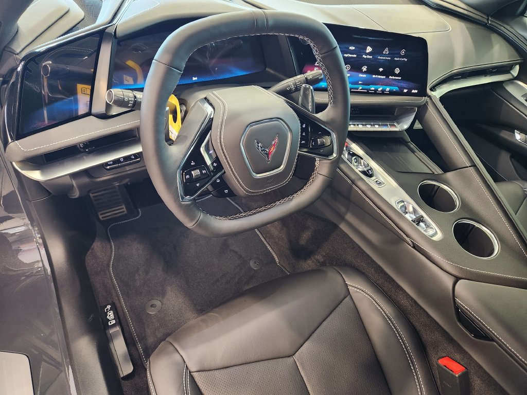 New 2027 Chevrolet Corvette Stingray Coupe w/ 2LT RWD image 18