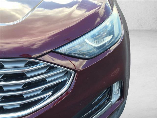 Used 2019 Ford Edge Titanium FWD image 9