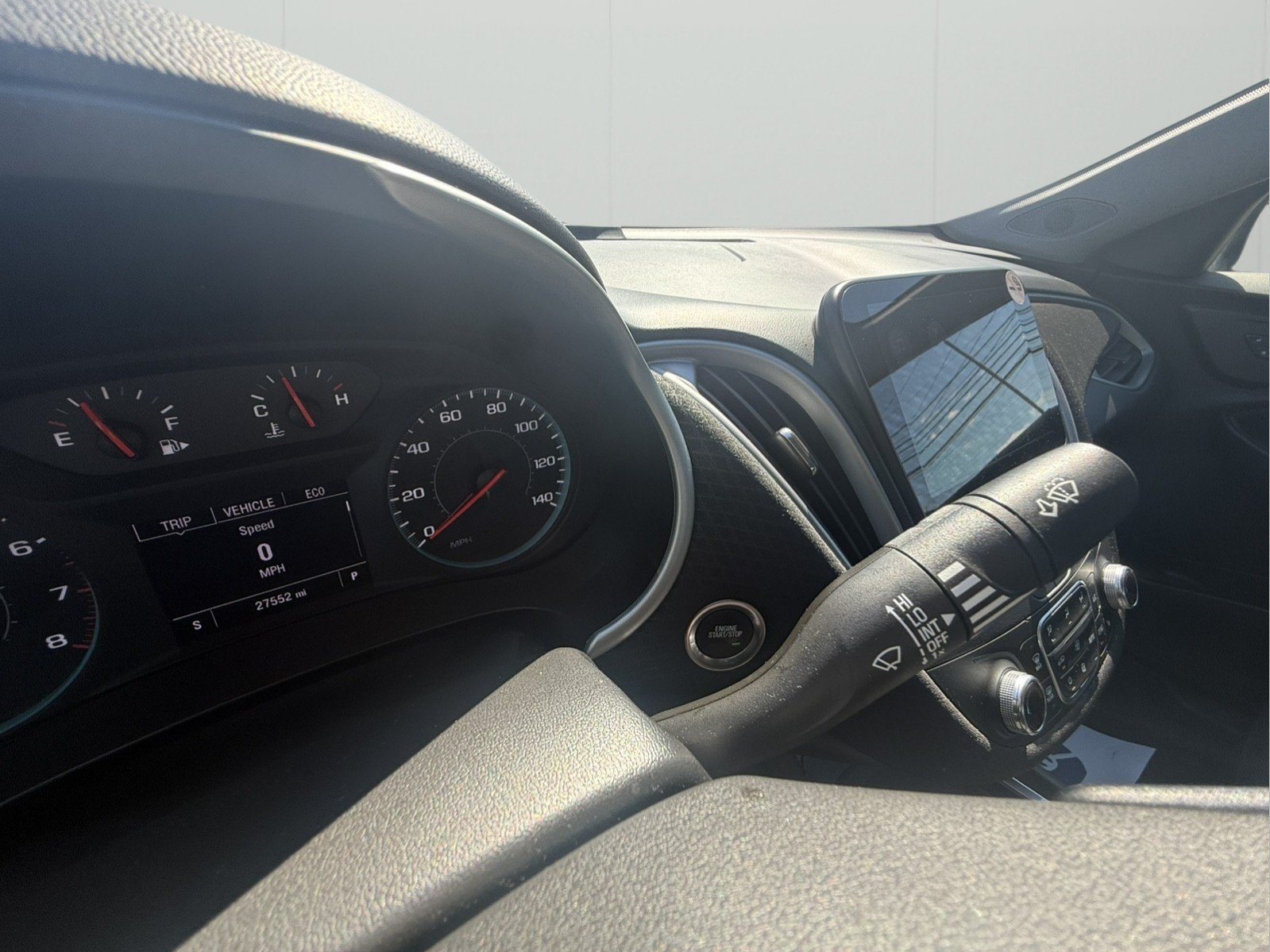 Used 2025 Chevrolet Malibu LT FWD image 21