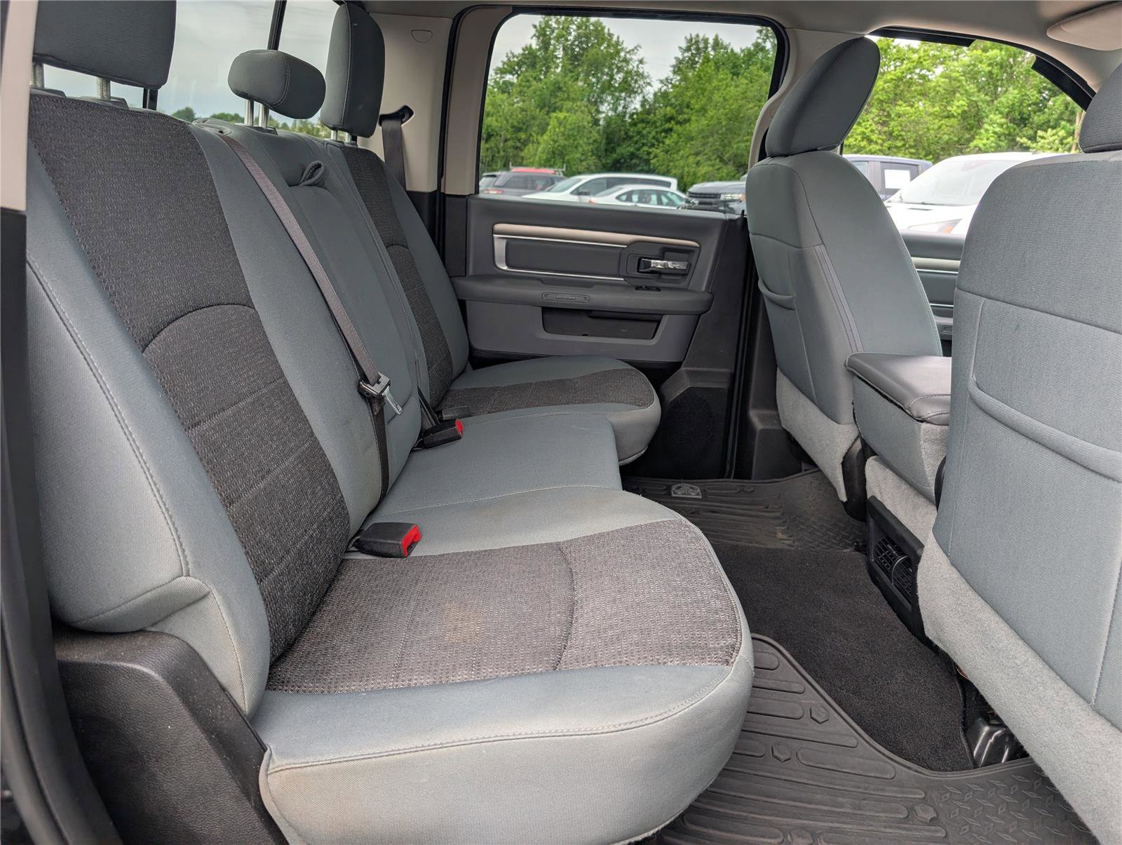 Used 2019 RAM 1500 Big Horn AWD/4WD image 12