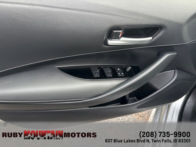 Used 2025 Toyota Corolla SE image 17